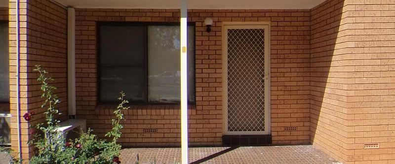 2 Bedroom Unit in a Leafy Location - Photo 1