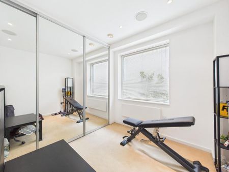 2 bedroom apartment to rent - Photo 5