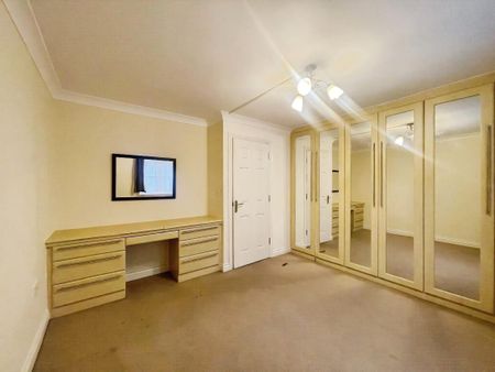 Windermere Avenue, Purfleet, RM19 - Photo 2