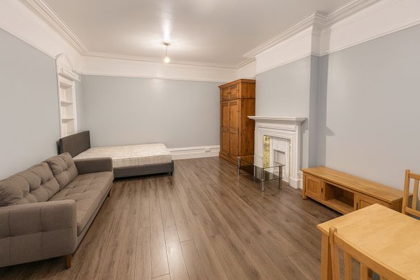 Studio Flat, The Limes Avenue, N11 - Photo 1