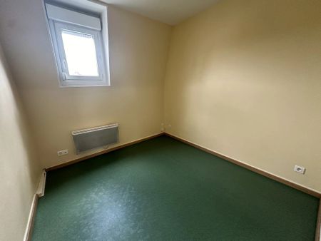 Location Appartement 3 pièces à Saint-Quentin - Photo 3