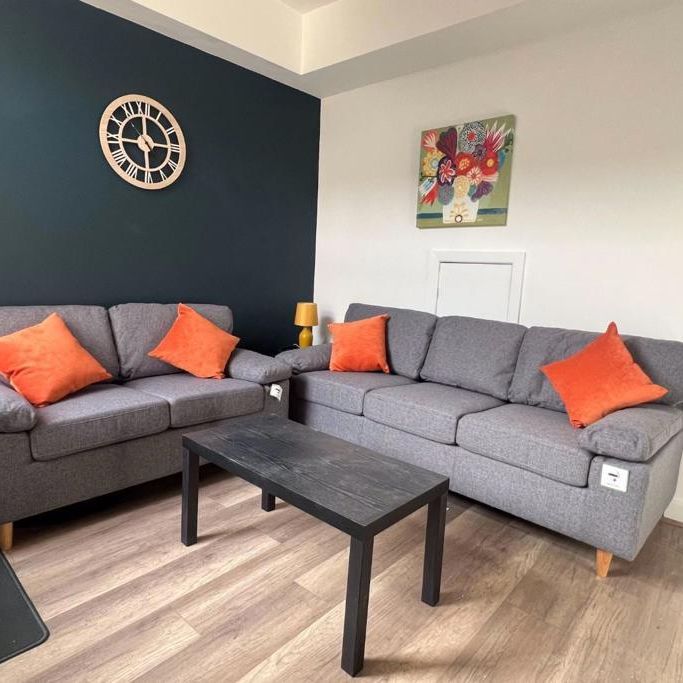1 bedroom in a house share to rent - Photo 1