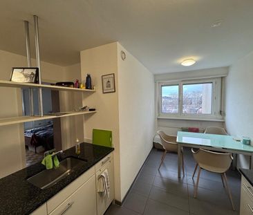 Bel appartement de 2 pièces au 6ème étage à Fribourg - Photo 3