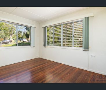 FAMILY HOME IN CENTRAL LOCATION - Photo 2