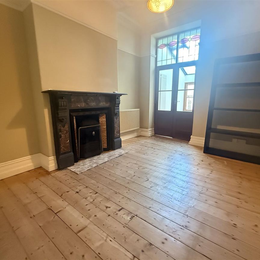 Plasturton Avenue, Pontcanna, Cardiff - Photo 1