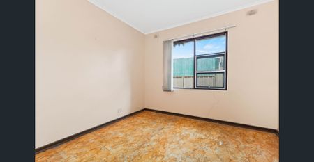 Spacious Family Home with Large Yard in a Convenient Location - Photo 5