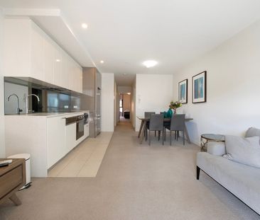 Furnished - stylish 2 bedroom apartment - Photo 2