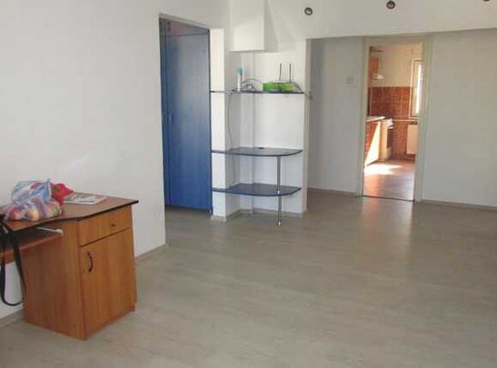 De inchiriat apartament 4 camere, 78 mp, zona strazii Louis Pasteur - Photo 1