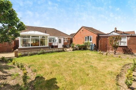 Green Fleet Drive, Lowestoft, Oulton - Photo 5