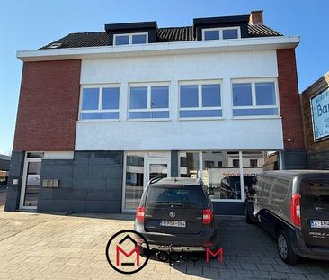 Gerenoveerd appartement met terras en 2 slpks - Photo 4