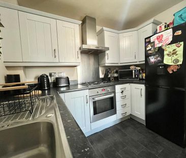 2 bedroom apartment to rent - Photo 3