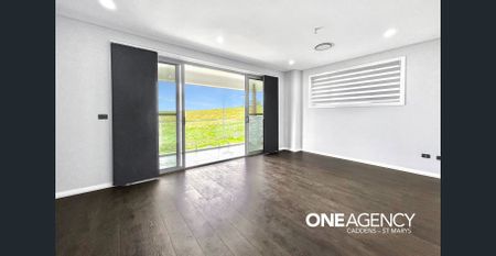 LUXURY LIVING AT ITS FINEST!!! - Photo 2