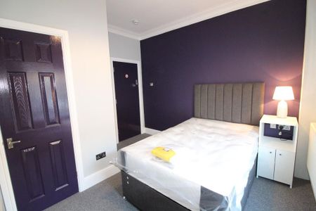 1 bedroom in a house share to rent - Photo 3