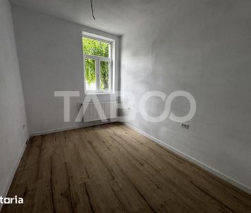 Apartament renovat la casa cu 3 camere 60 mpu pivnita Piata Cluj Sibiu - Fotografie 5