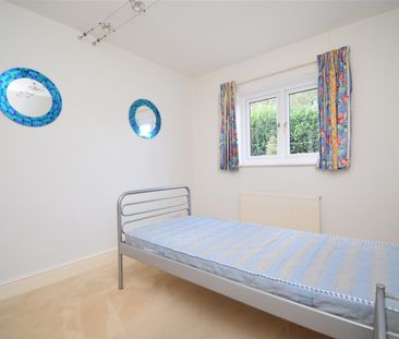 Sycamore Lane, West Bretton, Wakefield - Photo 3