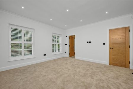 4 bedroom detached house to rent - Photo 3
