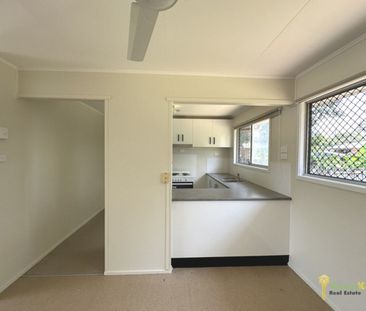 Cosy Home At The End Of A Cul-De-Sac!! - Photo 5