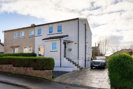 4 bedroom semi-detached house to rent - Photo 2