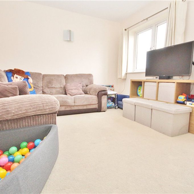 Peregrine Road, Sunbury-on-Thames, Surrey, TW16 6JJ - Photo 1