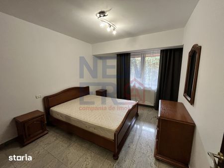 Apartament cu 5 camere de inchiriat - zona Aviatorilor - Photo 3