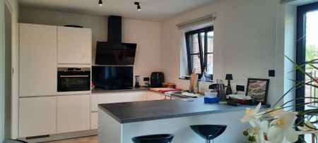 Recent afgewerkt duplexappartement met 3 slaapkamers, terras, autostandplaats en tuinberging te Rotem - Foto 4