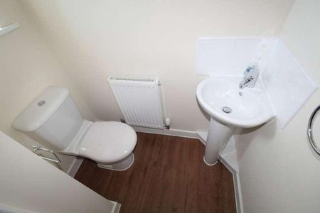 Cutters Close, Beck Row, Bury St. Edmunds, IP28 - Photo 4