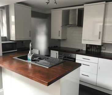 5 bedroom private hall to rent - Photo 5