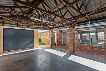 YOU'RE GOING TO LOVE THIS ONE! - Photo 2