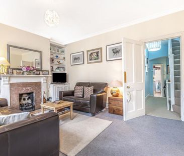 3 bedroom flat to rent - Photo 5