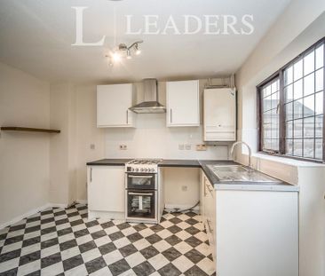 2 bedroom terraced house to rent - Photo 6