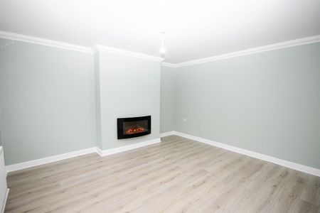 2 bed semi-detached house to rent in Gosforth Terrace, Pelaw, NE10 - Photo 2