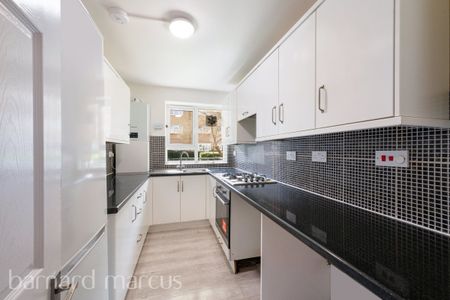 Weydown Close - Photo 3