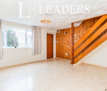 3 bedroom semi-detached house to rent - Photo 1