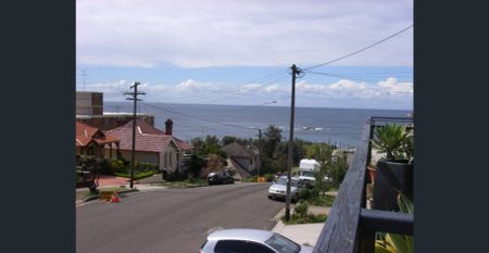 Ocean views and beach lifestyle - Photo 2