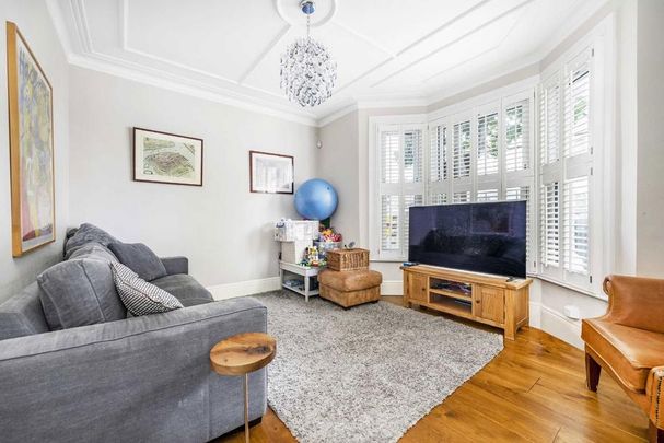 5 bedroom semi-detached house to rent - Photo 1