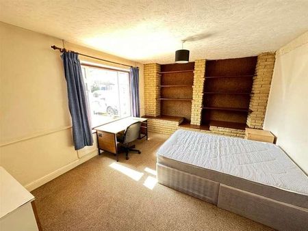 Lodge Close, Uxbridge, UB8 - Photo 3