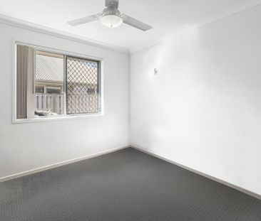 21 Bluestar Circuit, Caboolture QLD 4510 - House For Rent | Domain - Photo 4