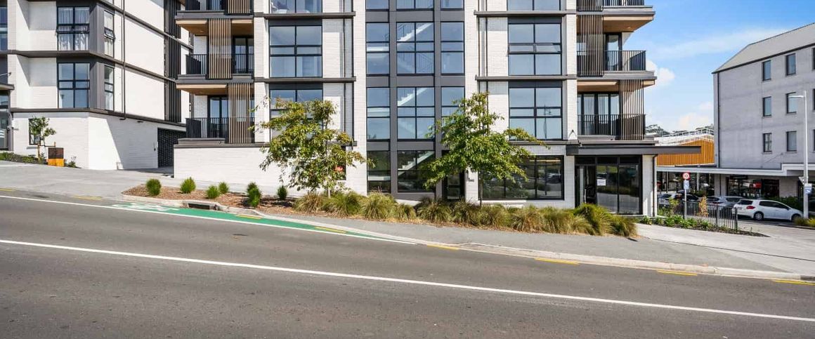 Stylish two- bedroom Long Bay Apartment ! - Photo 1