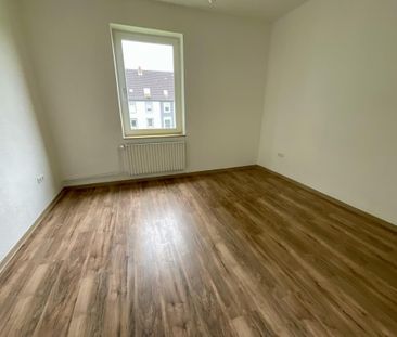 Modernisierte 3-ZKB-Wohnung in Fedderwardergroden zu vermieten! - Photo 3