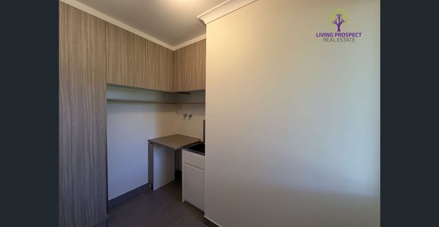 Spacious Family Living - Photo 1