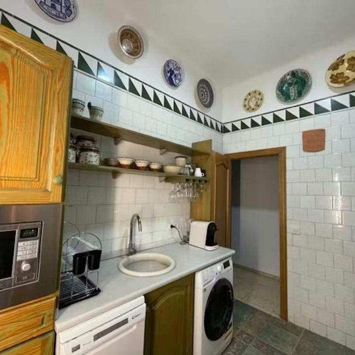 Plaça de Manises, Valencia, Valencian Community 46003 - Photo 1