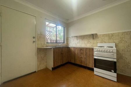 Well-Presented Granny-Flat - Photo 3