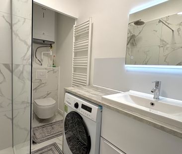 Location Appartement 2 pièces 43m² MARSEILLE 2ème - Photo 2