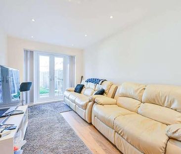 Crowther Avenue, South Ealing, TW8 - Photo 1