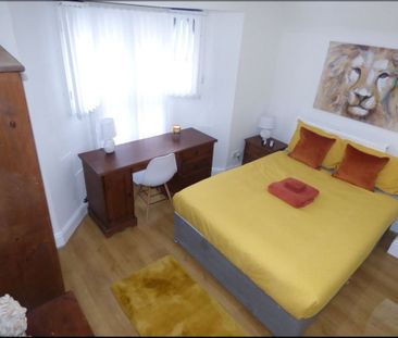 9 Bed Detached House, Smithdown Road, L15 - Photo 6