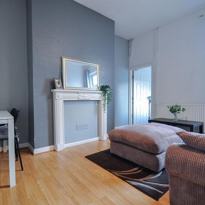 1 bedroom in a house share to rent - Photo 1