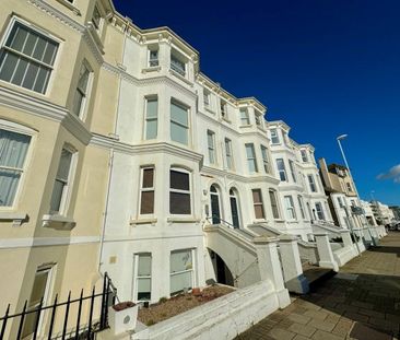 Marine Parade Worthing, BN11 - Photo 2