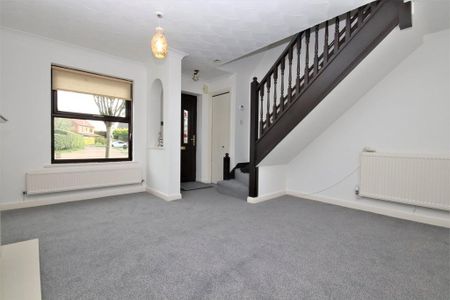 2 bedroom semi-detached house to rent - Photo 2