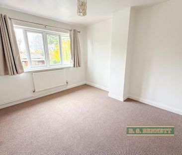 3 bedroom semi-detached house to rent - Photo 4