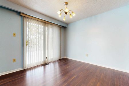 For Lease - 57 Ardgowan Crescent Unit# Main, Toronto, Ontario - Photo 2